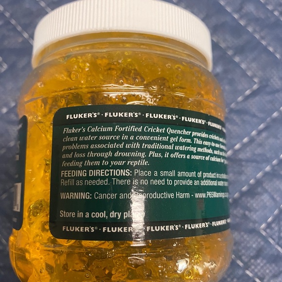 Cricket water jelly - Picture 2 of 3